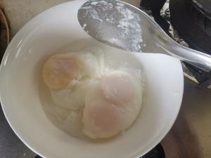 酒酿荷包蛋（醪糟粉子）(酒酿荷包蛋怎么做好吃)