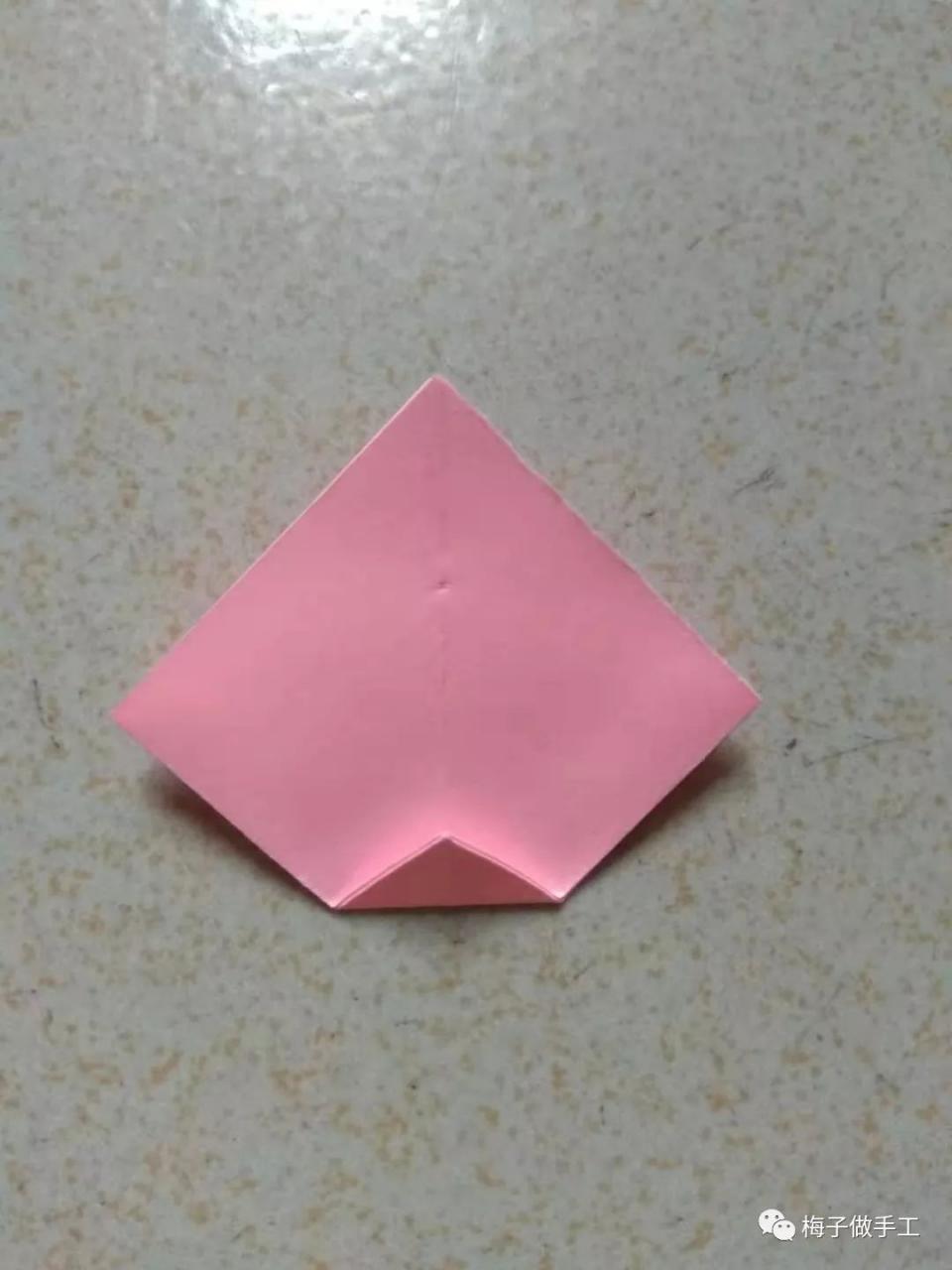 怎么用纸折蝴蝶结（蝴蝶结用纸怎么折？折法和步骤图解在这里，看完其实很简单）